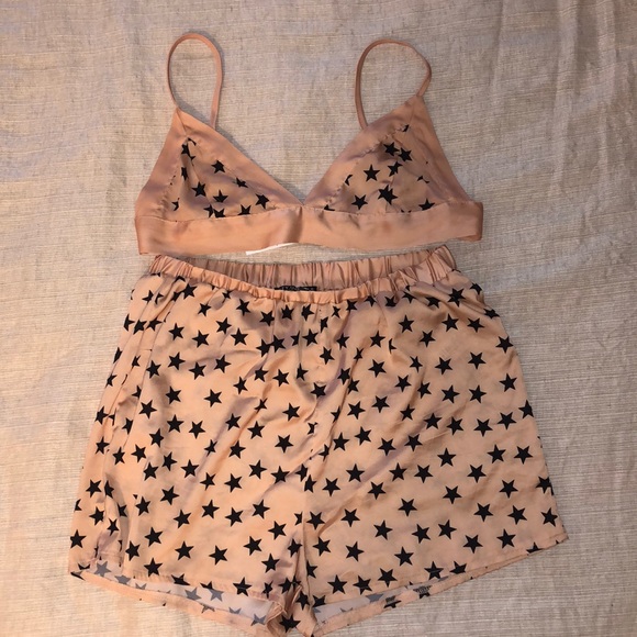 Nasty Gal 3 piece satin pajama set - Picture 2 of 3